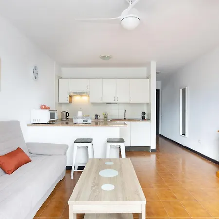 Διαμέρισμα Home2book Sunny Apt Cardones, Terrace & Pool *
